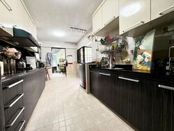 Blk 125 Bukit Batok Central (Bukit Batok), HDB Executive #639364091